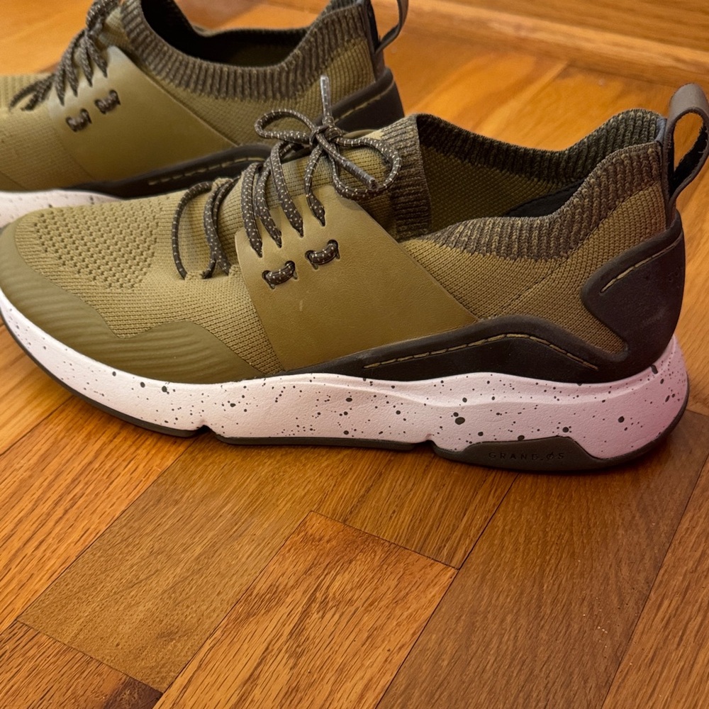 Cole Haan - ZeroGrand motion Olive Green Sneakers with White Sole